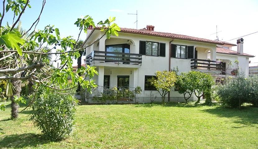 Apartmaji Nika Izola Zewnętrze zdjęcie
